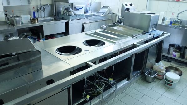 Indukční wok k zabudování BWEB 7.0